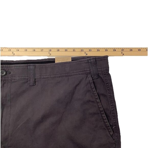 Foundry Everyday Casual Comfort Stretch Flat Front Shorts Size W52 - Picture 5 of 6